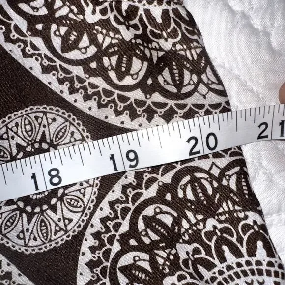 Talbots Womens Sz 14 Brown Mandala Patterned Pleated Silk Blend Sleeveless Shirt - Picture 7 of 7